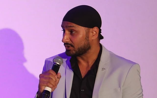 हरभजन सिंह का बड़ा बयान, कहा टीम इंडिया का असली x factor स्क्वाड से बाहर कर दिया गया