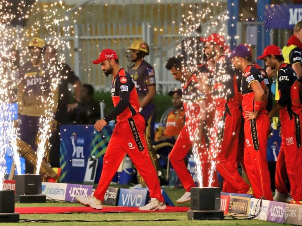 RCB Players Release Before IPL 2026 Auction: RCB फैंस के लिए बड़ा झटका, ऑक्शन से पहले इन खिलाड़ियों को छोड़ सकती है टीम RCB