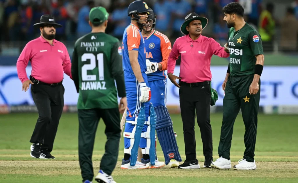 Asia Cup 2025 Super Four Points Table: पाकिस्तान को हराकर भारत नंबर 1 पर, देखें बाकी मैचों का पूरा शेड्यूल