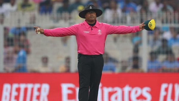 ICC New Wide Ball Rule: अब क्या लेग साइड की वाइड नहीं मिलेगी? ICC के नए नियम से क्रिकेट में मचा हंगामा